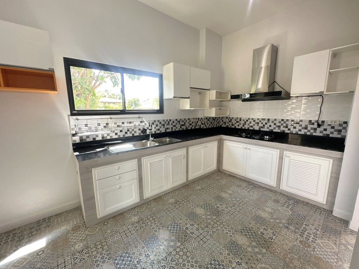 Lanna Lakeview - Image 8