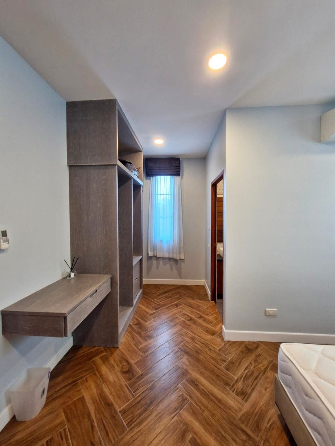 uploads/efe1bc97-da39-4732-9026-bc1cbf882b7a/8f8c3ebb-979c-4bfd-8b44-2e04f3a5d655