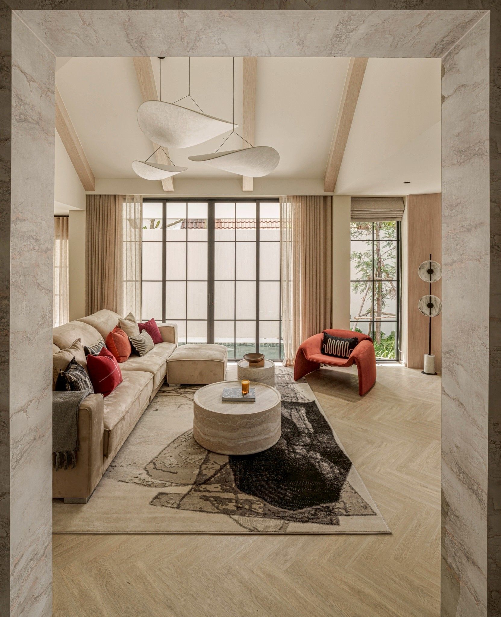 uploads/efe1bc97-da39-4732-9026-bc1cbf882b7a/9053a7fa-cc96-4cff-8f8e-63e3567f3271