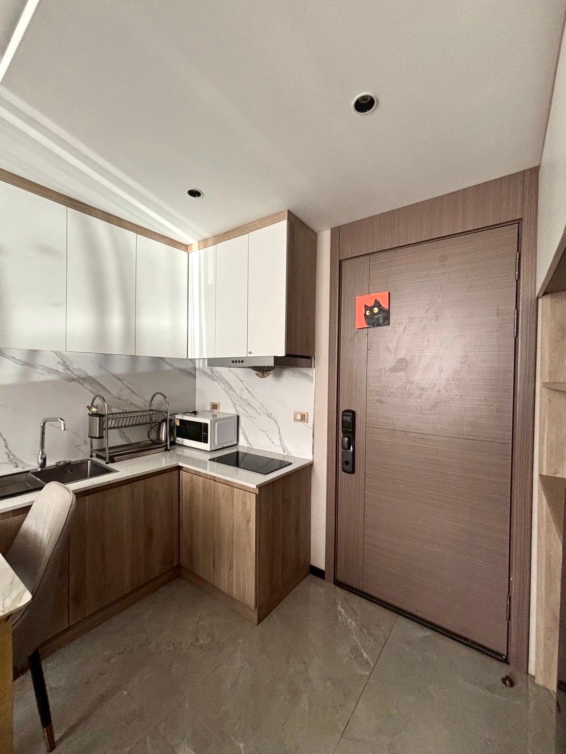 Glory condominium chiang mai - Image 13