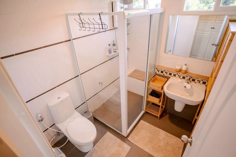 uploads/efe1bc97-da39-4732-9026-bc1cbf882b7a/917efd41-177a-4187-94ae-6d3de299a999