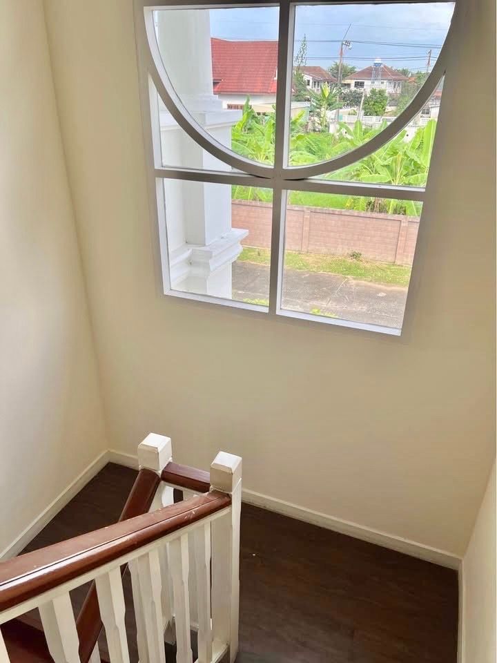 4 卧室 独立房屋 出租 在  - Image 10