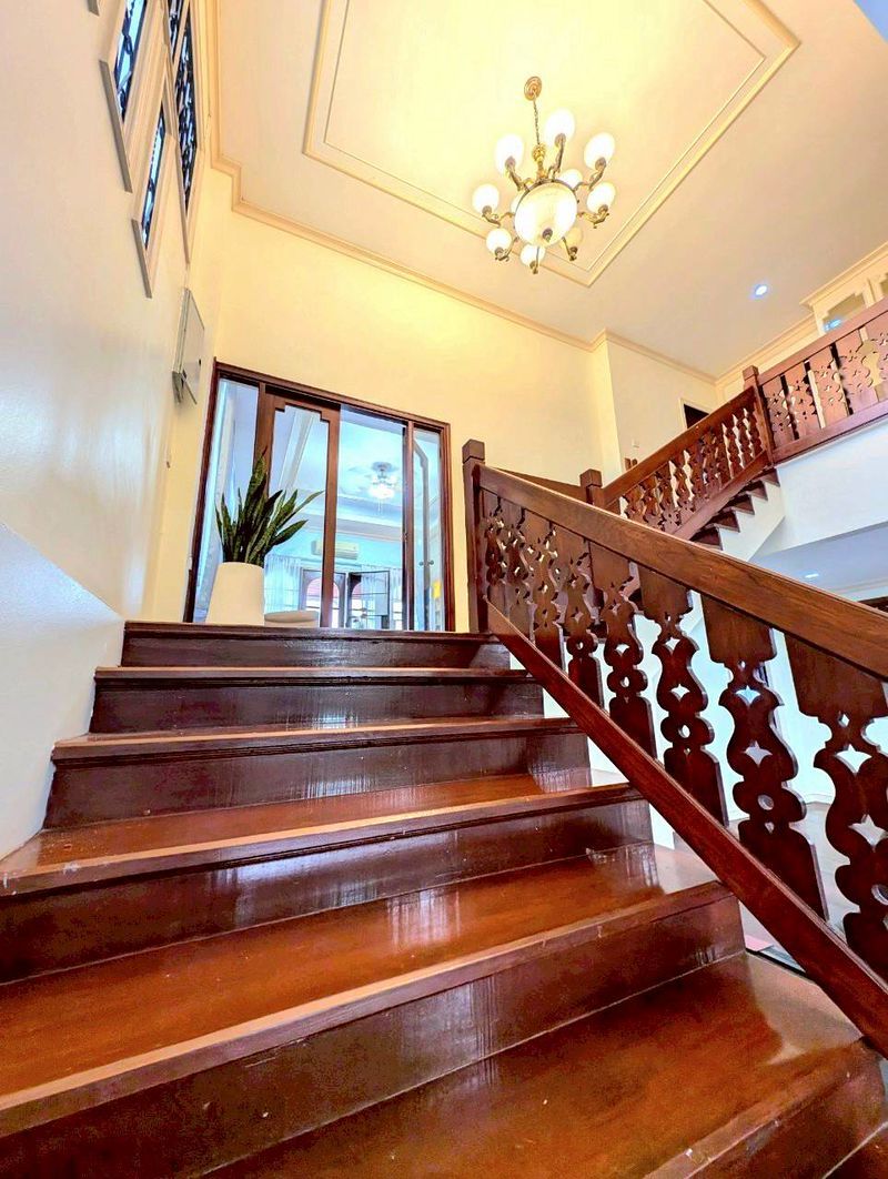 uploads/efe1bc97-da39-4732-9026-bc1cbf882b7a/924f9dbe-8a30-4ca6-a39f-c0d6c283406b