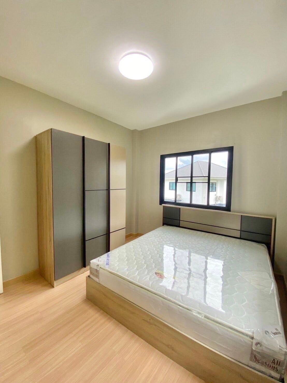 3 卧室 独立房屋 出租 在  - Image 10