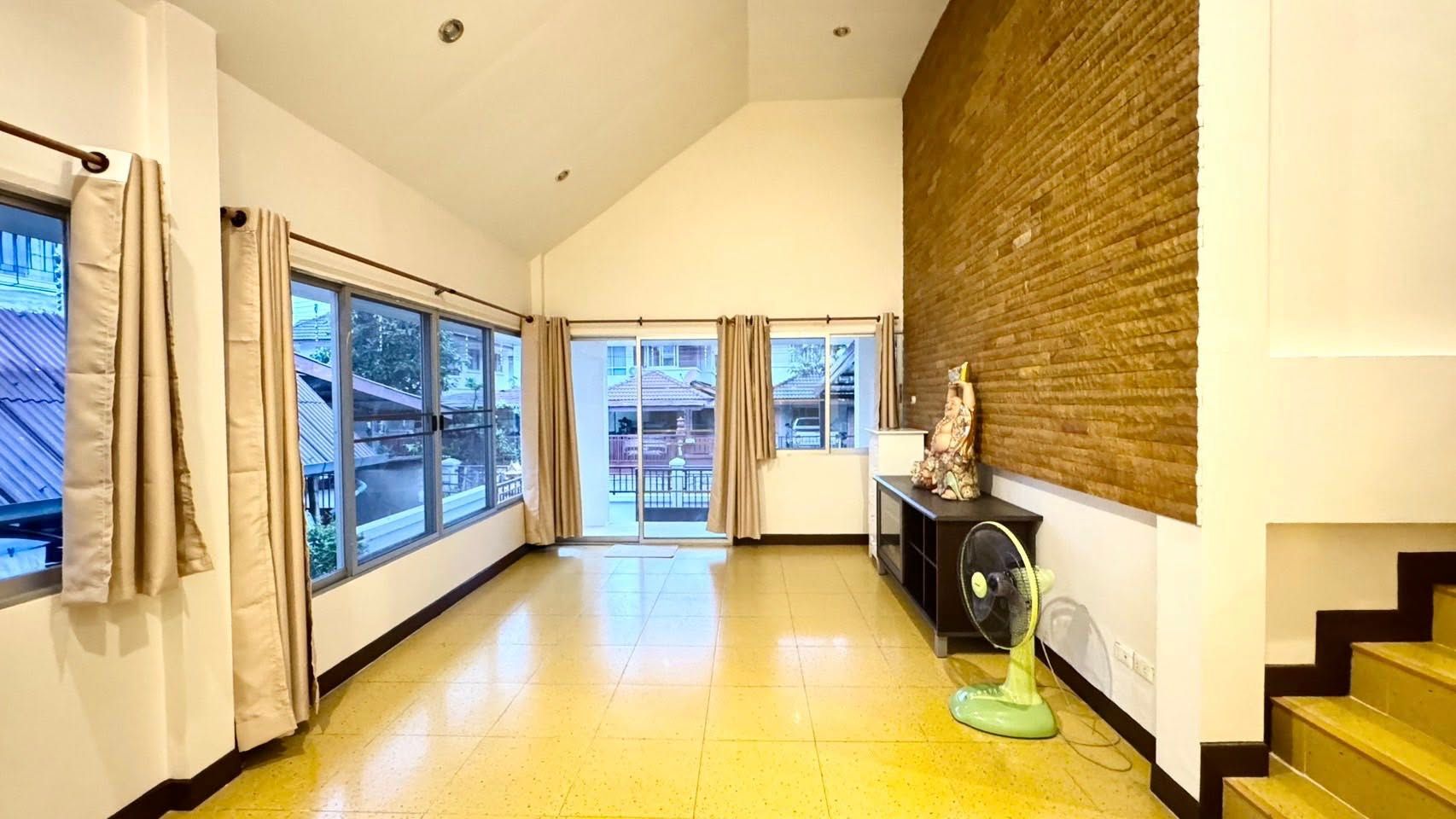 uploads/efe1bc97-da39-4732-9026-bc1cbf882b7a/928cbd19-1c46-4416-9224-39168d398c5a