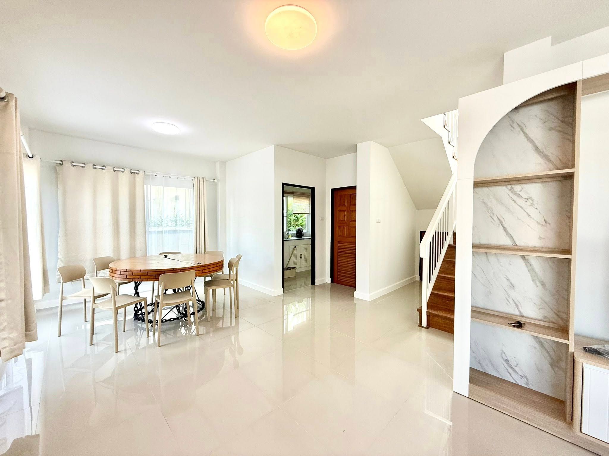 3 卧室 独立房屋 出租 在  - Image 5