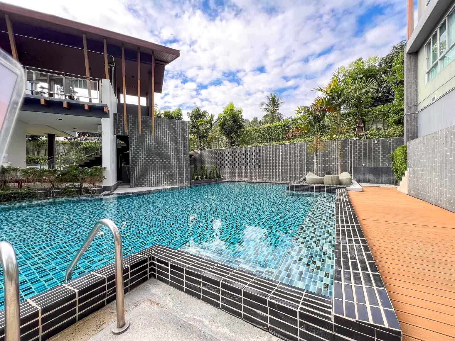 uploads/efe1bc97-da39-4732-9026-bc1cbf882b7a/931d06a1-f644-4bcc-b15c-2676e79fc58a