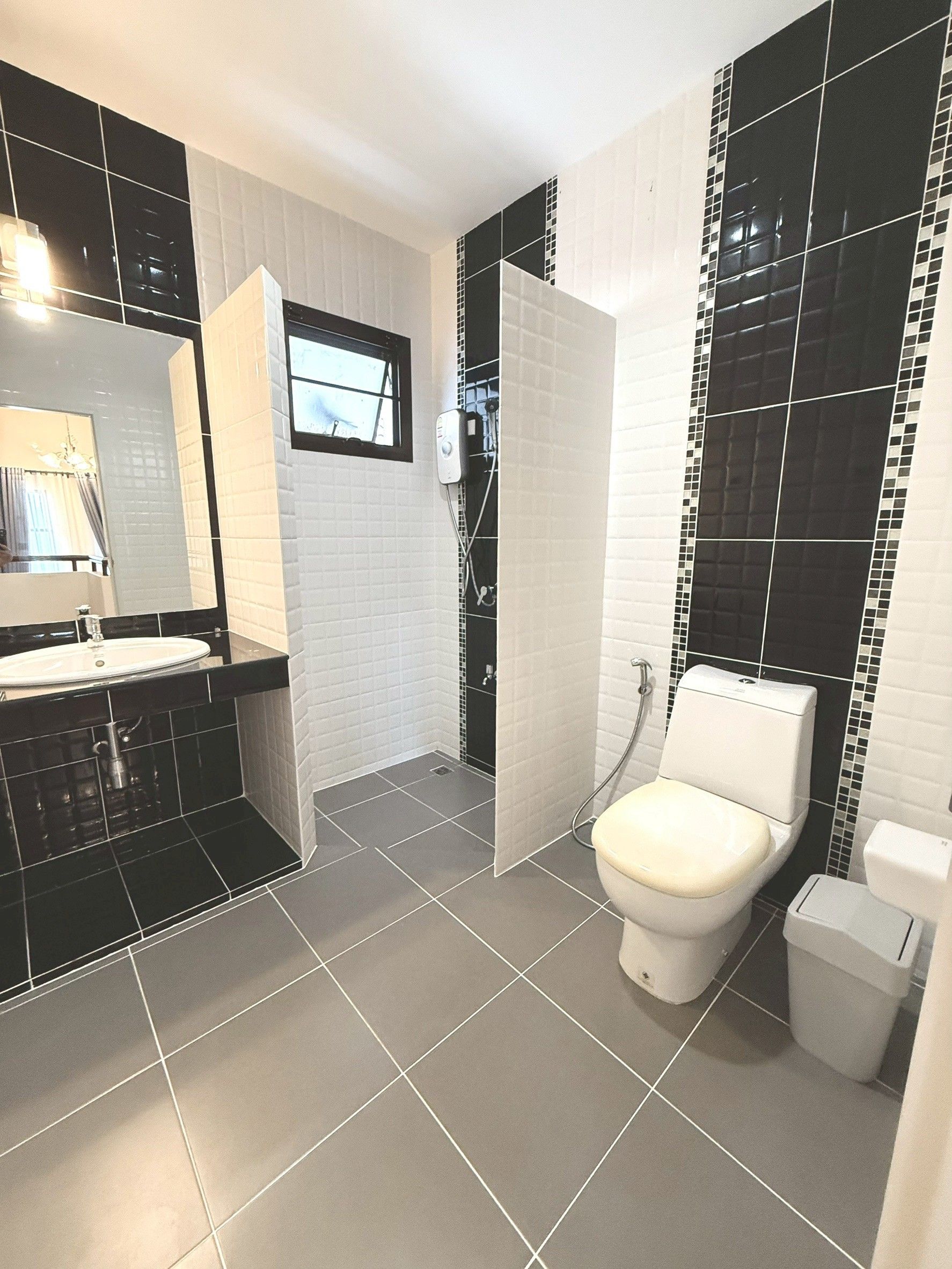 3 卧室 独立房屋 出租 在  - Image 9