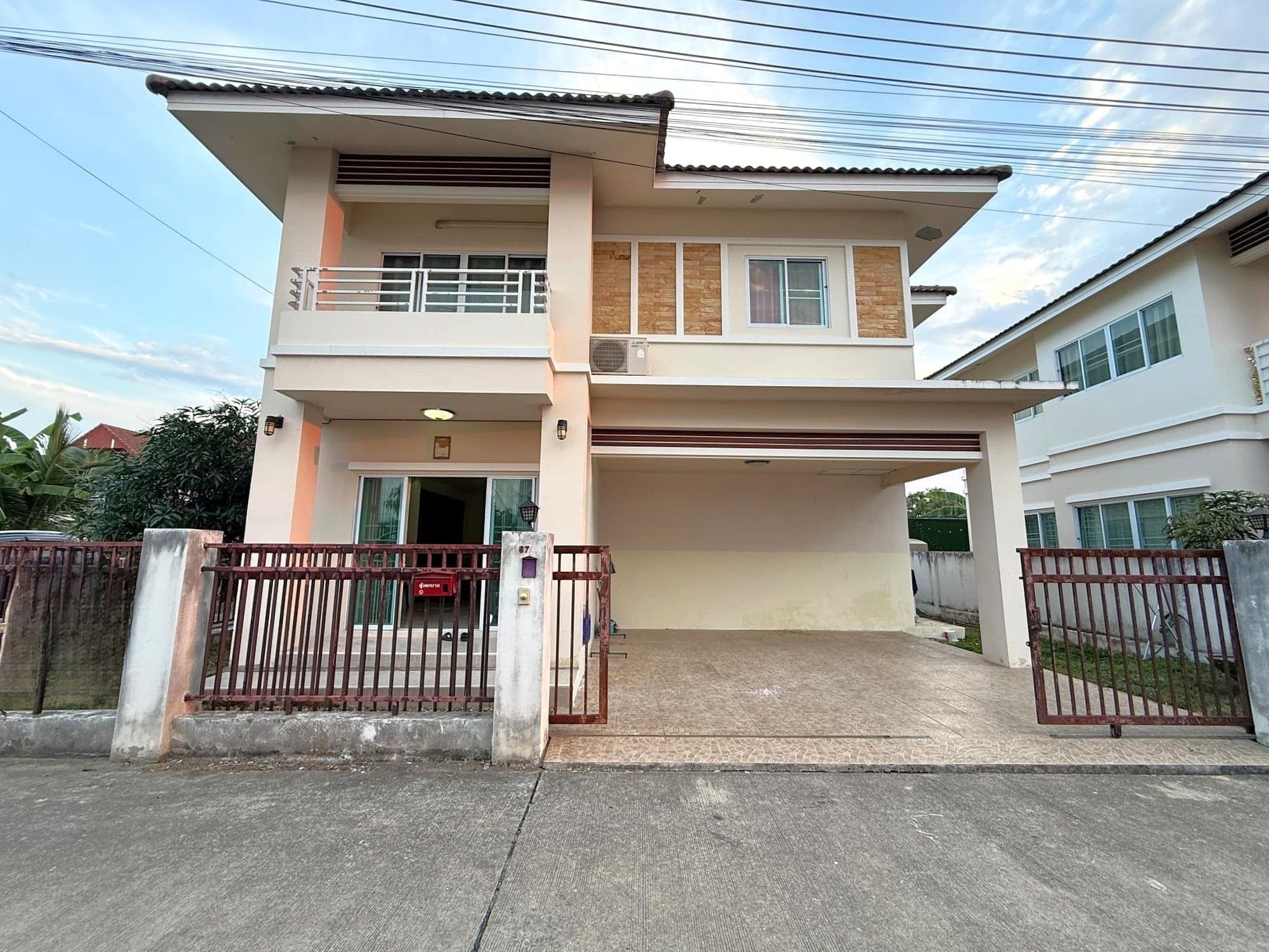 แสนดี วิลเลจ - Image 1