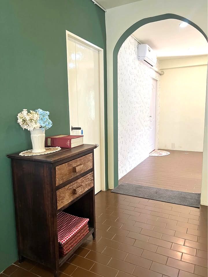 5 Bedroom House For Rent in Pa Daet, Mueang Chiang Mai, Chiang Mai - Image 3