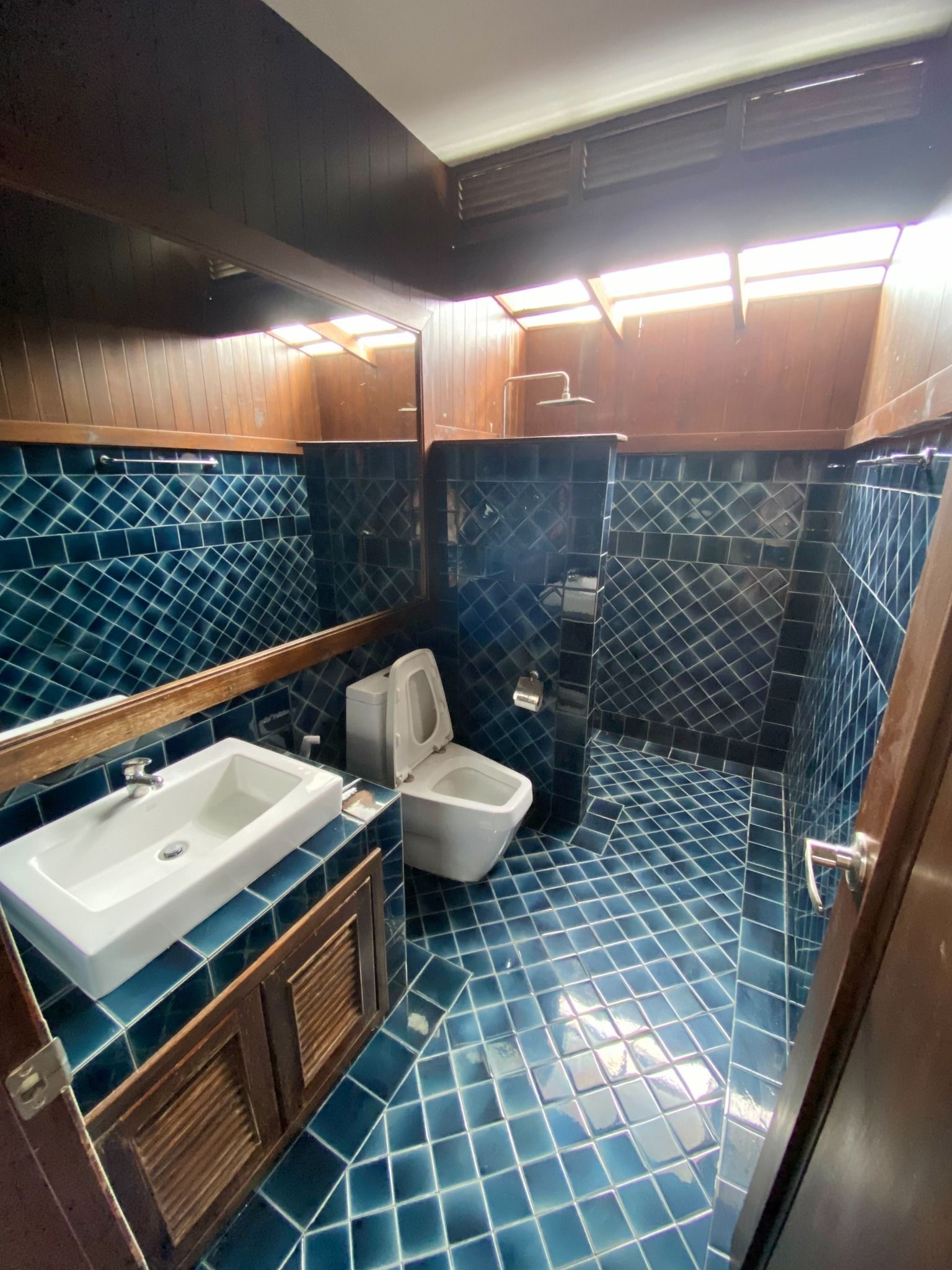 uploads/efe1bc97-da39-4732-9026-bc1cbf882b7a/947c4e67-0c07-42f4-a1e1-606230243618