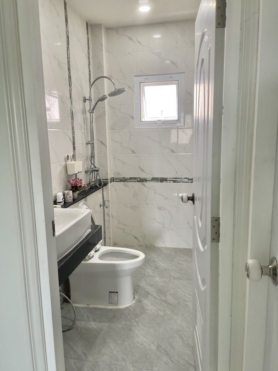 4 卧室 独立房屋 出租 在  - Image 17