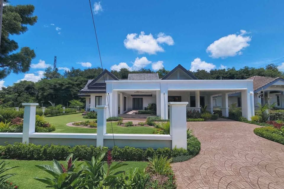 Karnkanok 1 - Image 1