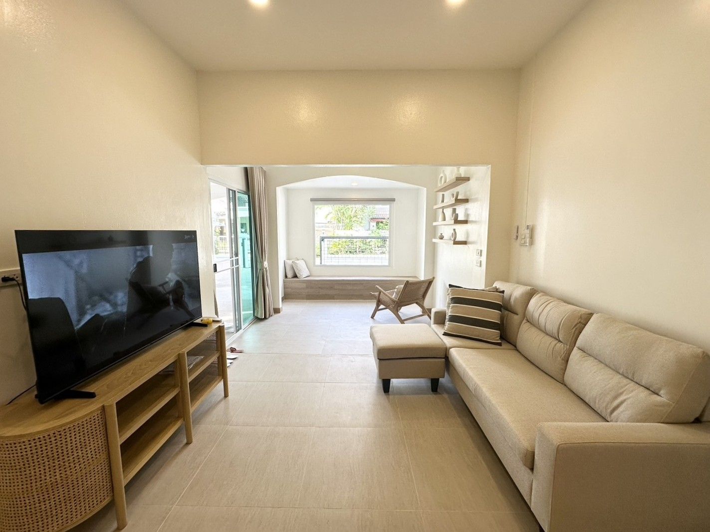 uploads/efe1bc97-da39-4732-9026-bc1cbf882b7a/974d0e7e-9cc3-4e38-a5c8-abdbc403cae2