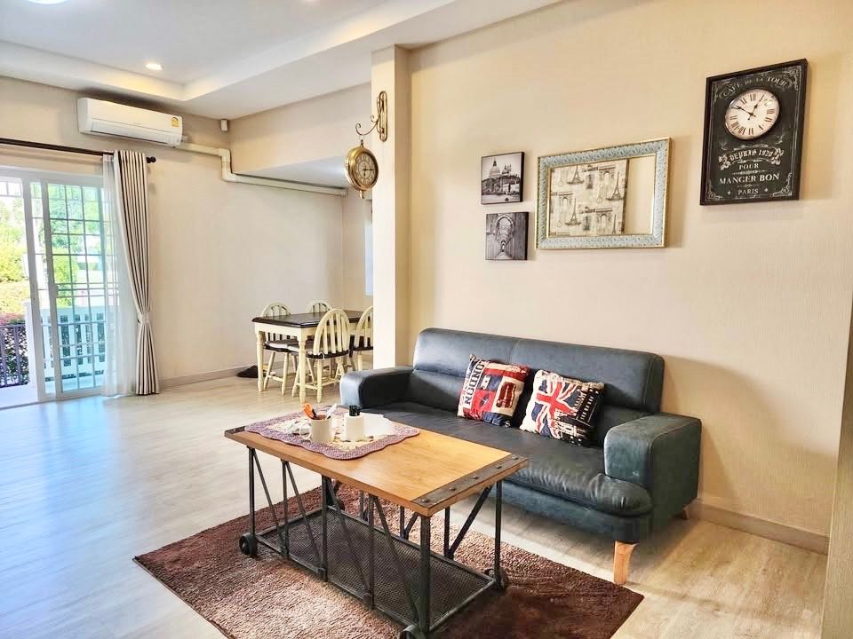 uploads/efe1bc97-da39-4732-9026-bc1cbf882b7a/97d5593c-7162-447a-8d34-d91f7030cac7