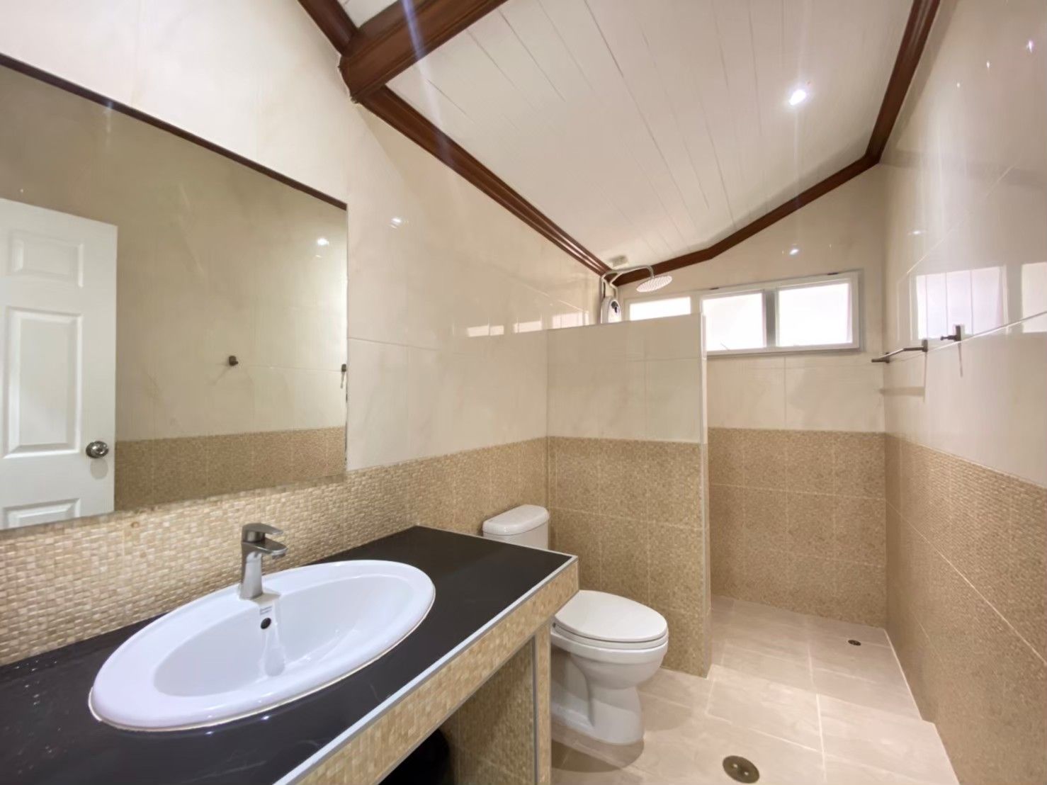 uploads/efe1bc97-da39-4732-9026-bc1cbf882b7a/97f6af15-0558-4833-882f-4903fc6c618b