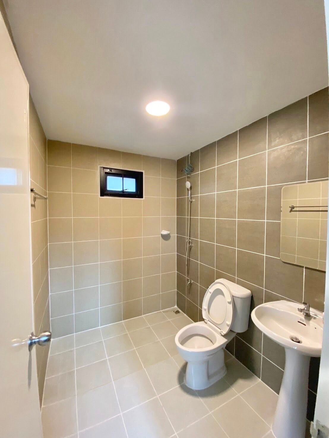 3 卧室 独立房屋 出租 在  - Image 8