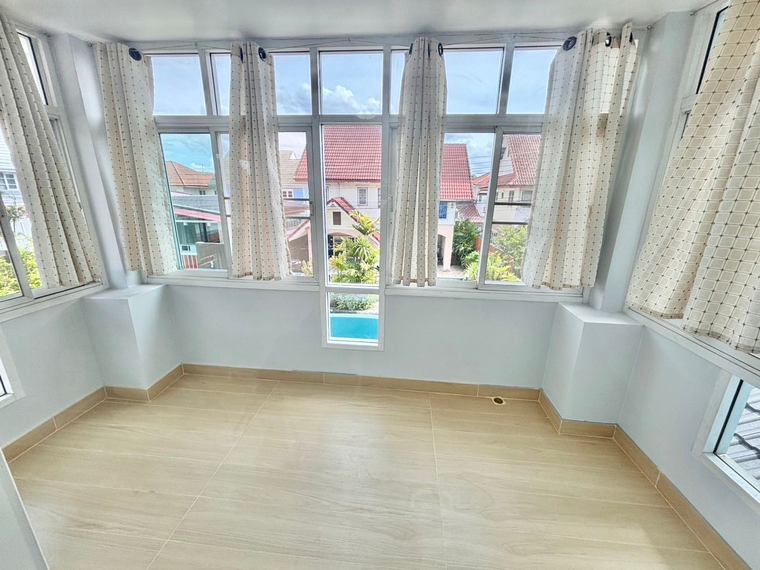 uploads/efe1bc97-da39-4732-9026-bc1cbf882b7a/9a42542f-33c3-43af-9031-059651d9d95d