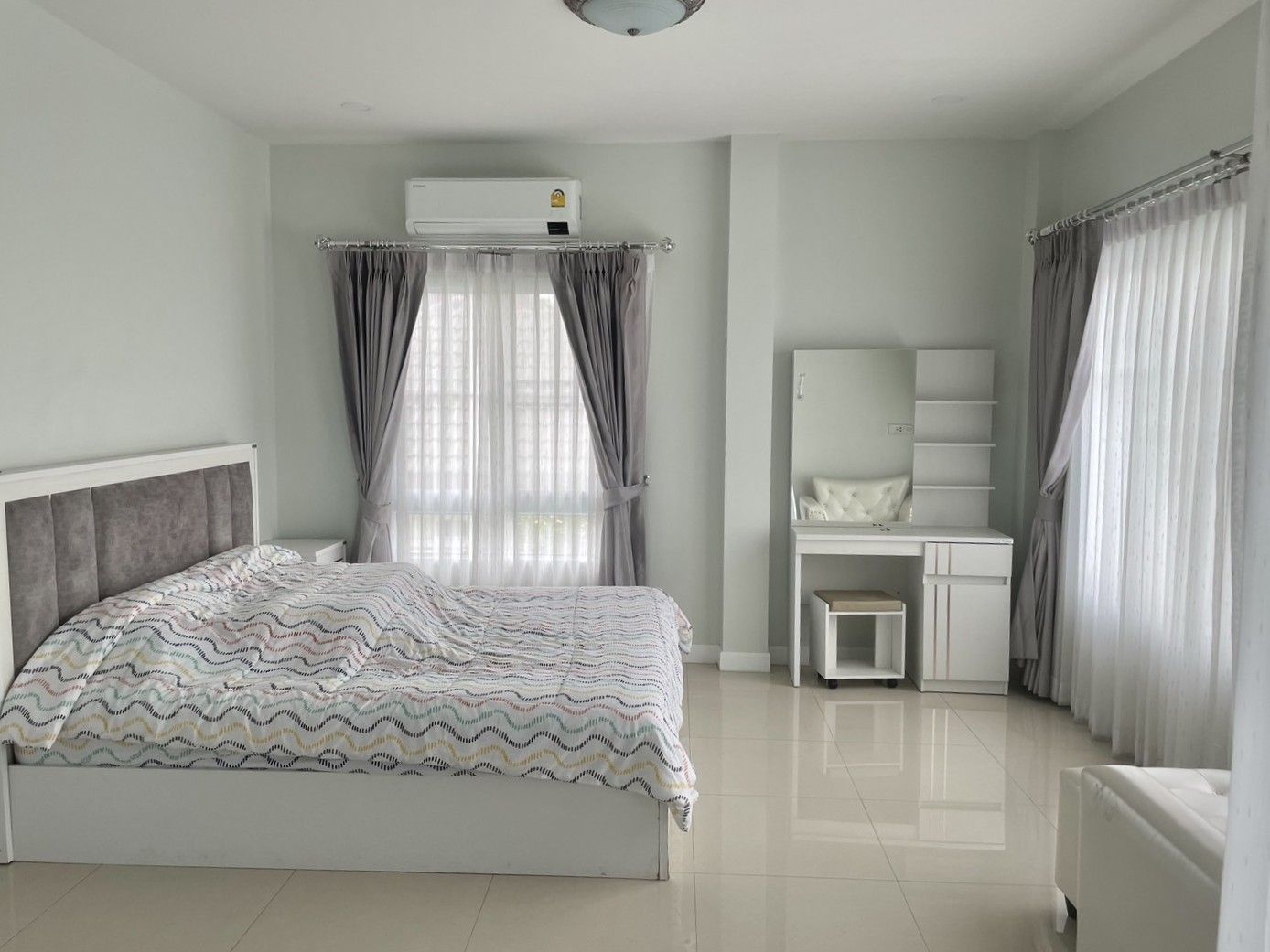 4 卧室 独立房屋 出租 在  - Image 9