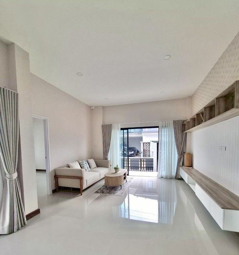 4 卧室 独立房屋 出租 在  - Image 2