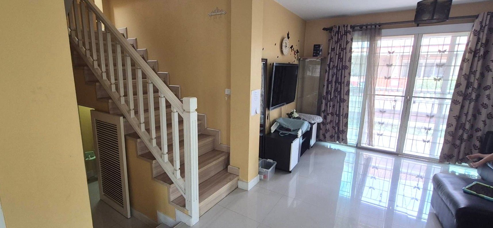 3 卧室 独立房屋 出租 在  - Image 2