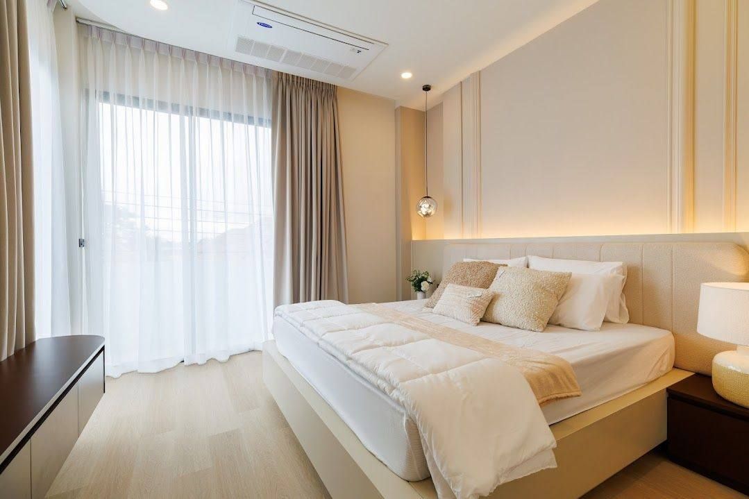 5 卧室 独立房屋 出售 在  - Image 10