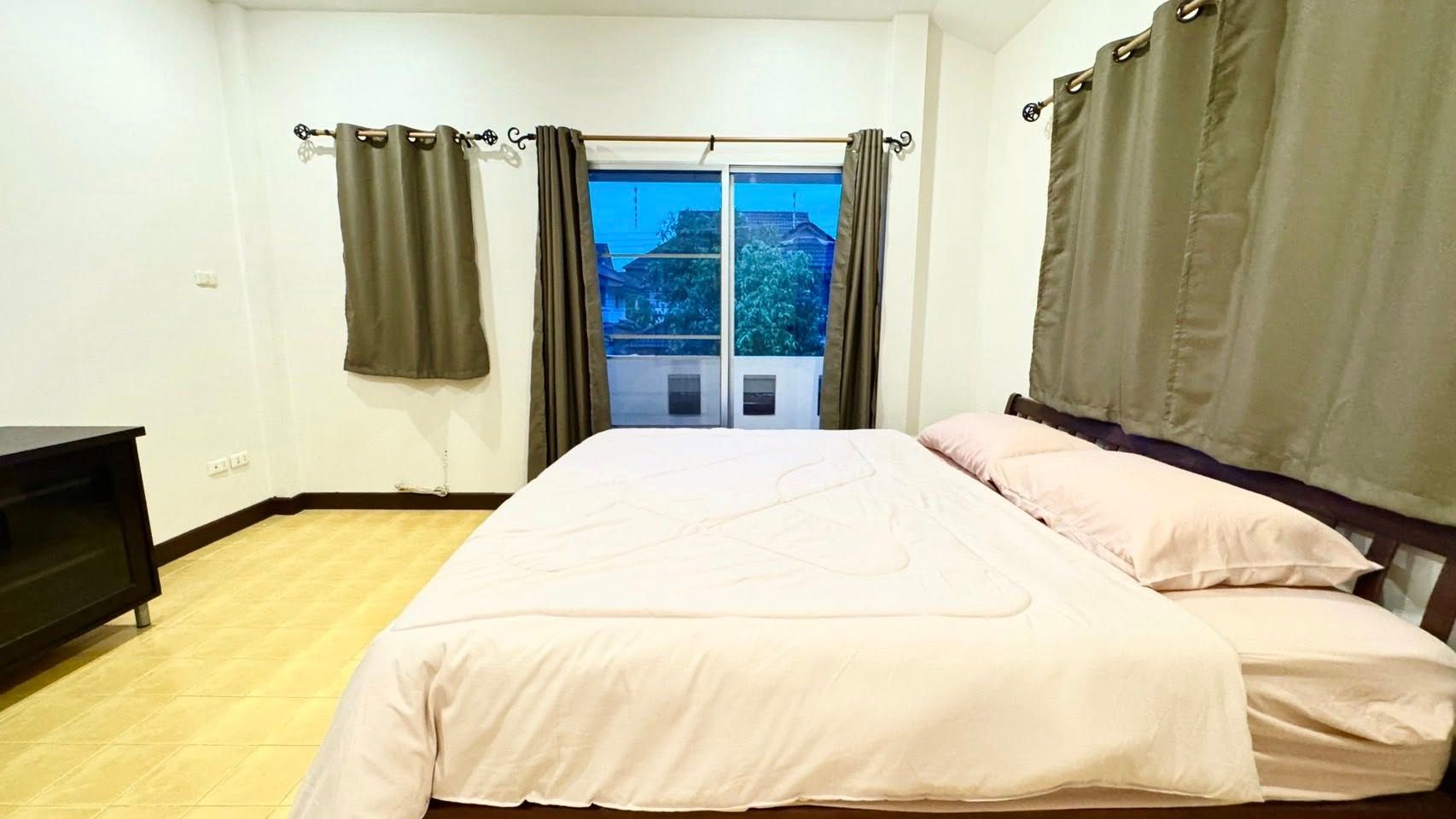 uploads/efe1bc97-da39-4732-9026-bc1cbf882b7a/9c011857-7e4b-49dc-8f9d-83b84bc1982e