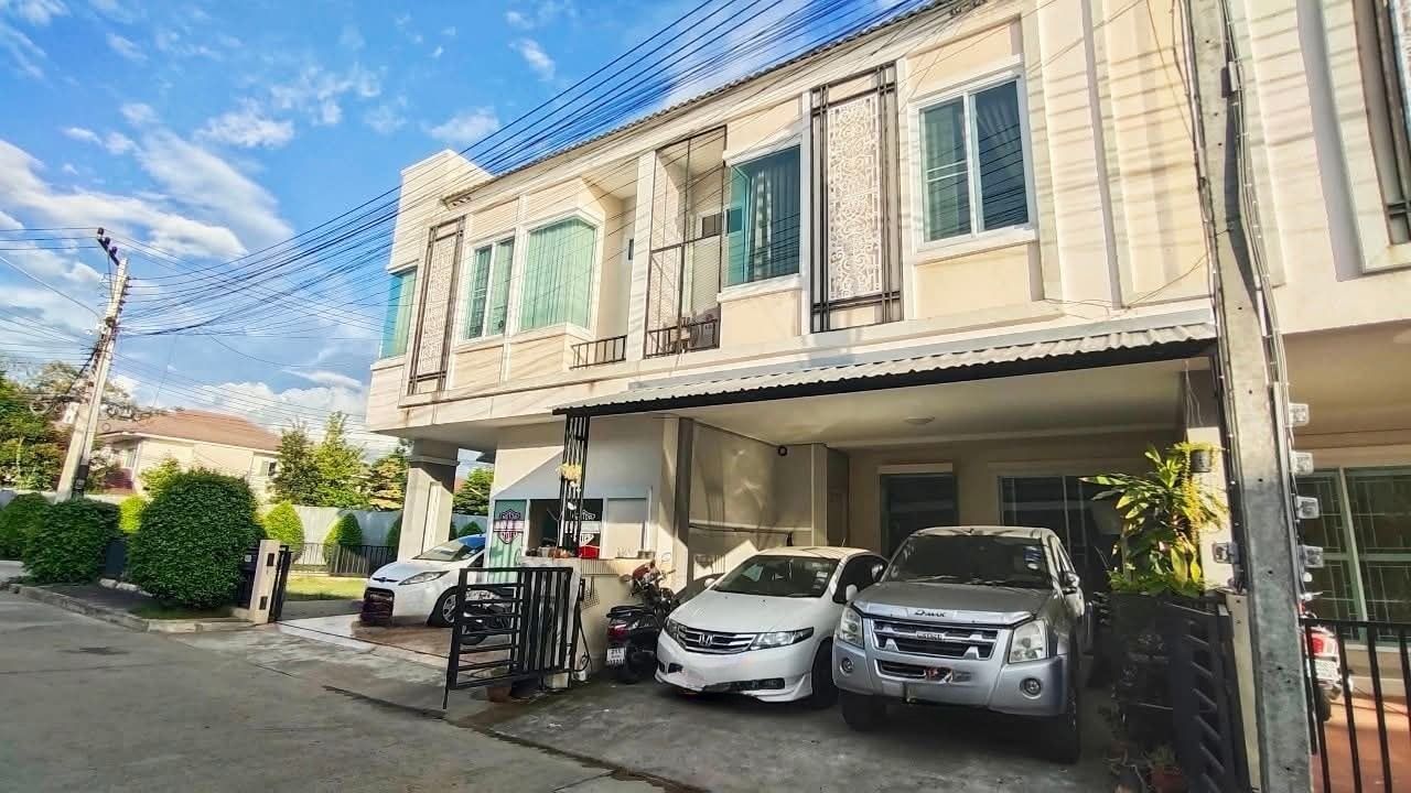 3 Bedroom Townhouse For Rent in Nong Phueng, Saraphi, Chiang Mai - Image 1