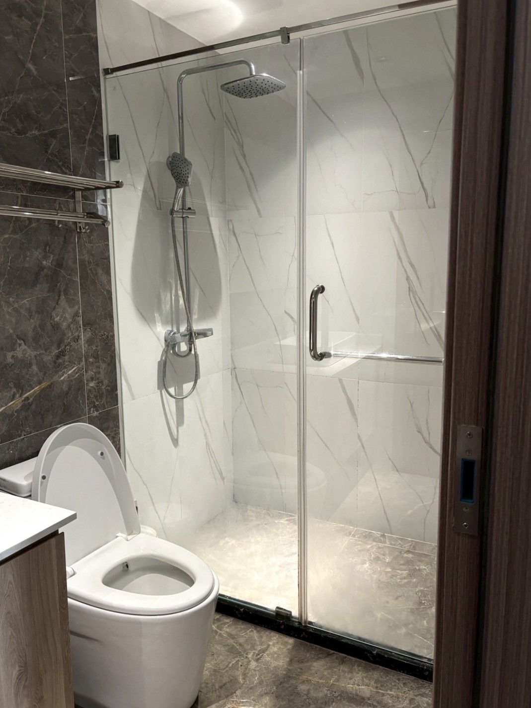 Glory condominium chiang mai - Image 7