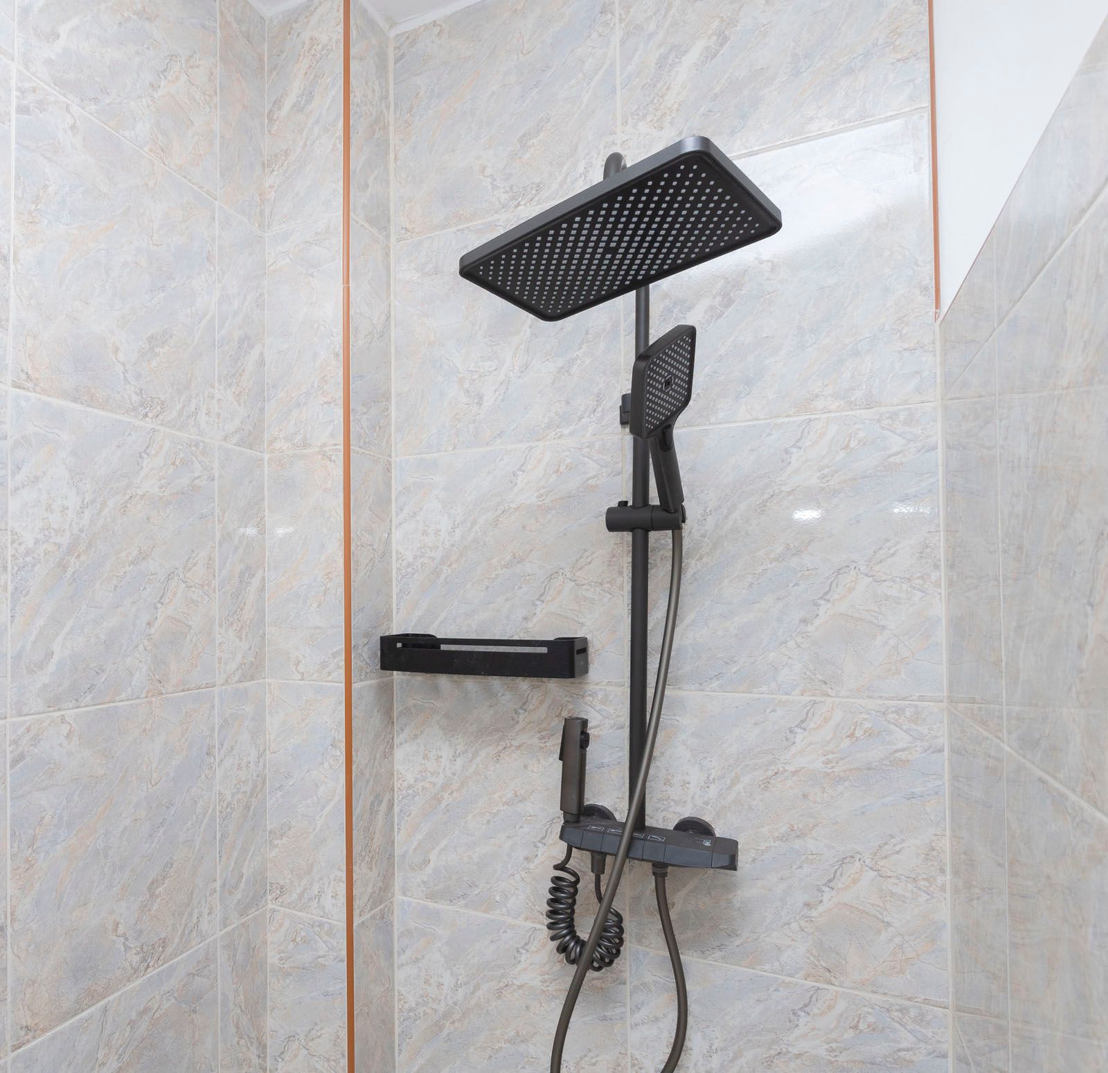 3 卧室 独立房屋 出售 在  - Image 16