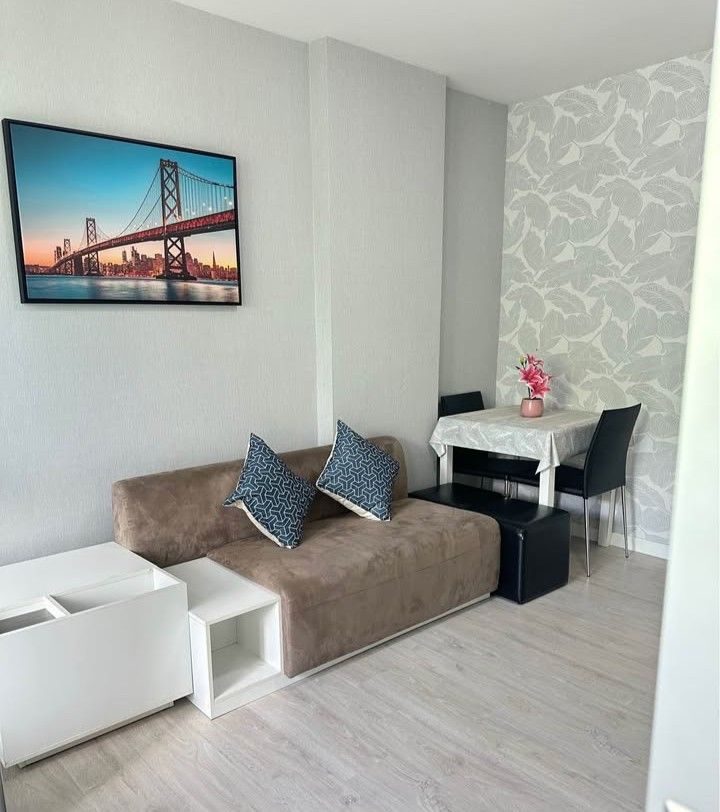 DCondo Sign - Image 1