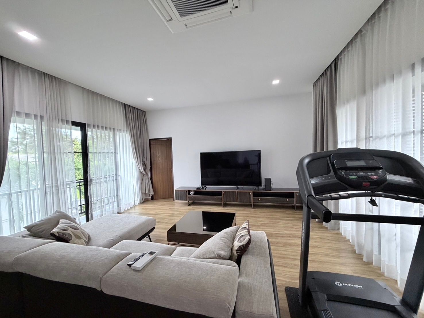 uploads/efe1bc97-da39-4732-9026-bc1cbf882b7a/a2341cf4-2b1b-46a2-a171-cb55ab709b29