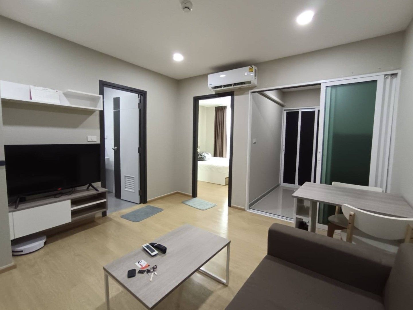 1 卧室 公寓 出租 在  - Image 1