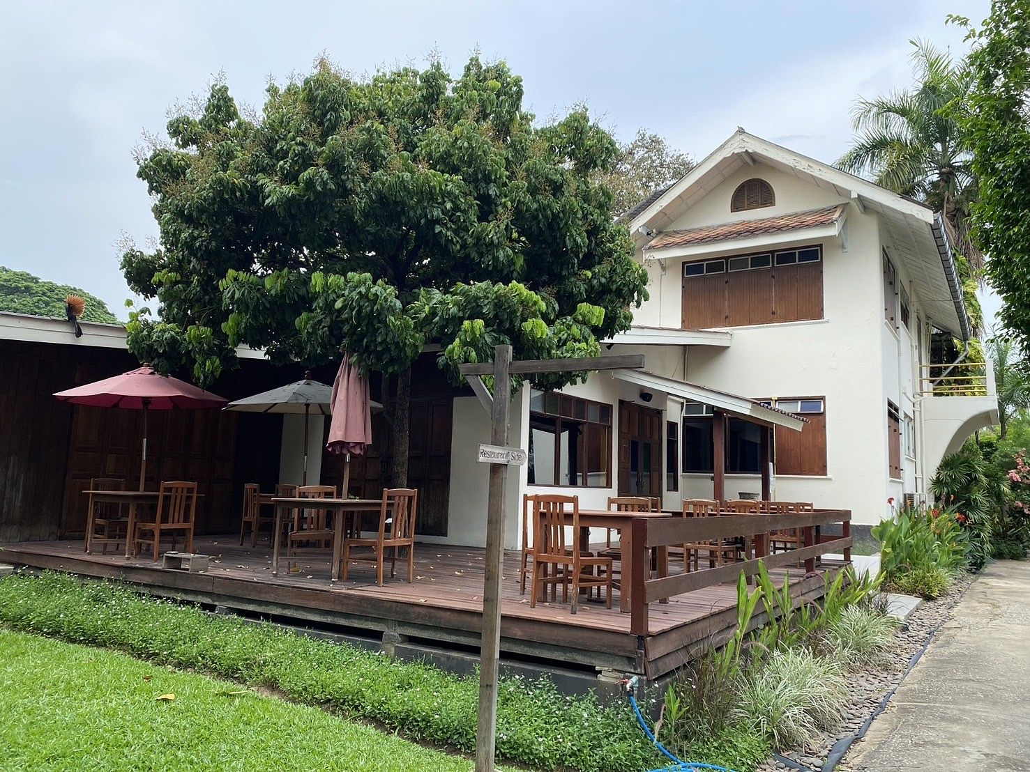 uploads/efe1bc97-da39-4732-9026-bc1cbf882b7a/a76a3556-53bf-4000-bc19-a5d1dbb3f670