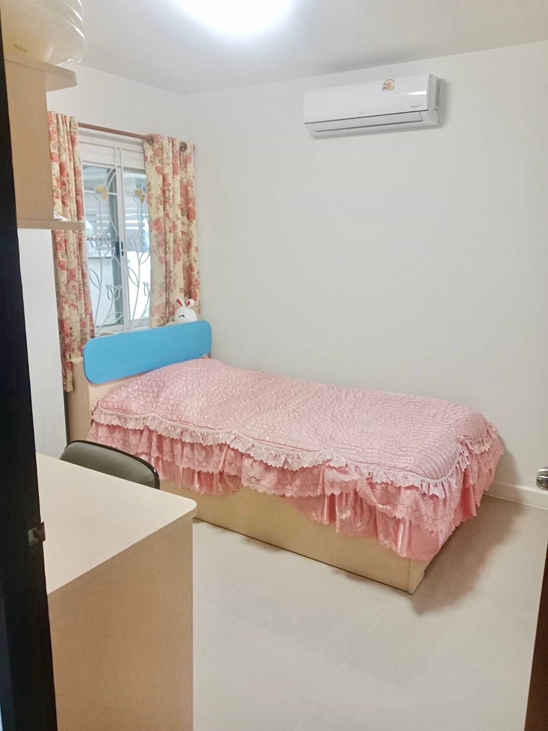 4 卧室 独立房屋 出租 在  - Image 13