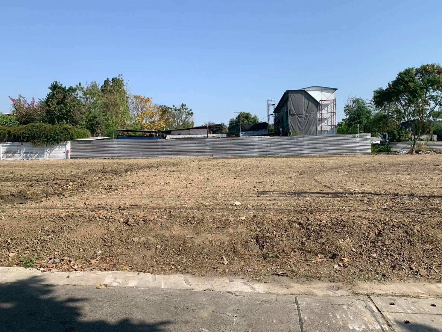  土地 出租 在  - Image 1