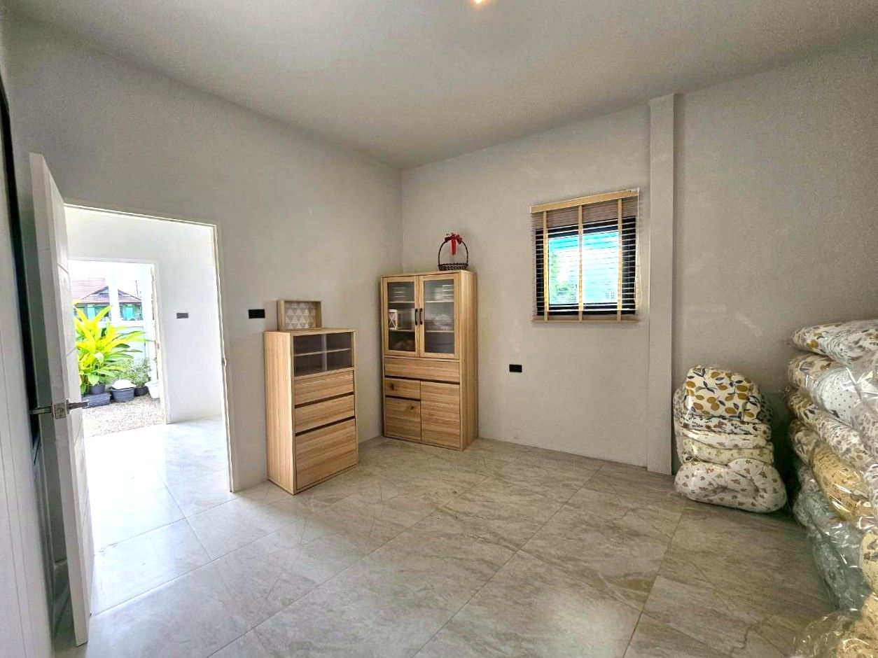 3 卧室 独立房屋 出租 在  - Image 12