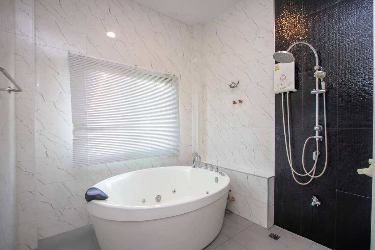 uploads/efe1bc97-da39-4732-9026-bc1cbf882b7a/ac003ce8-297e-441f-bc4a-f9e11e5a9b2f