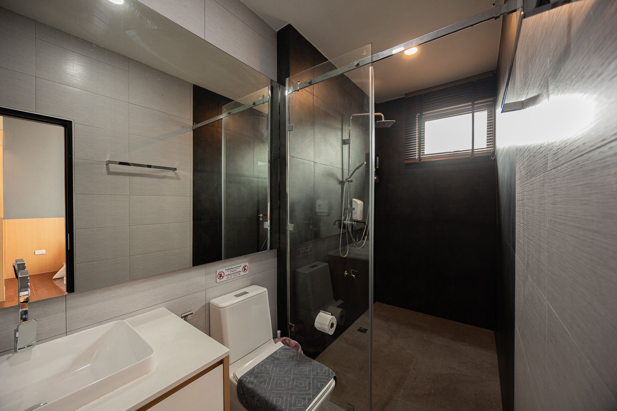 uploads/efe1bc97-da39-4732-9026-bc1cbf882b7a/ac960682-bf20-49c3-aed6-4ba405a01231