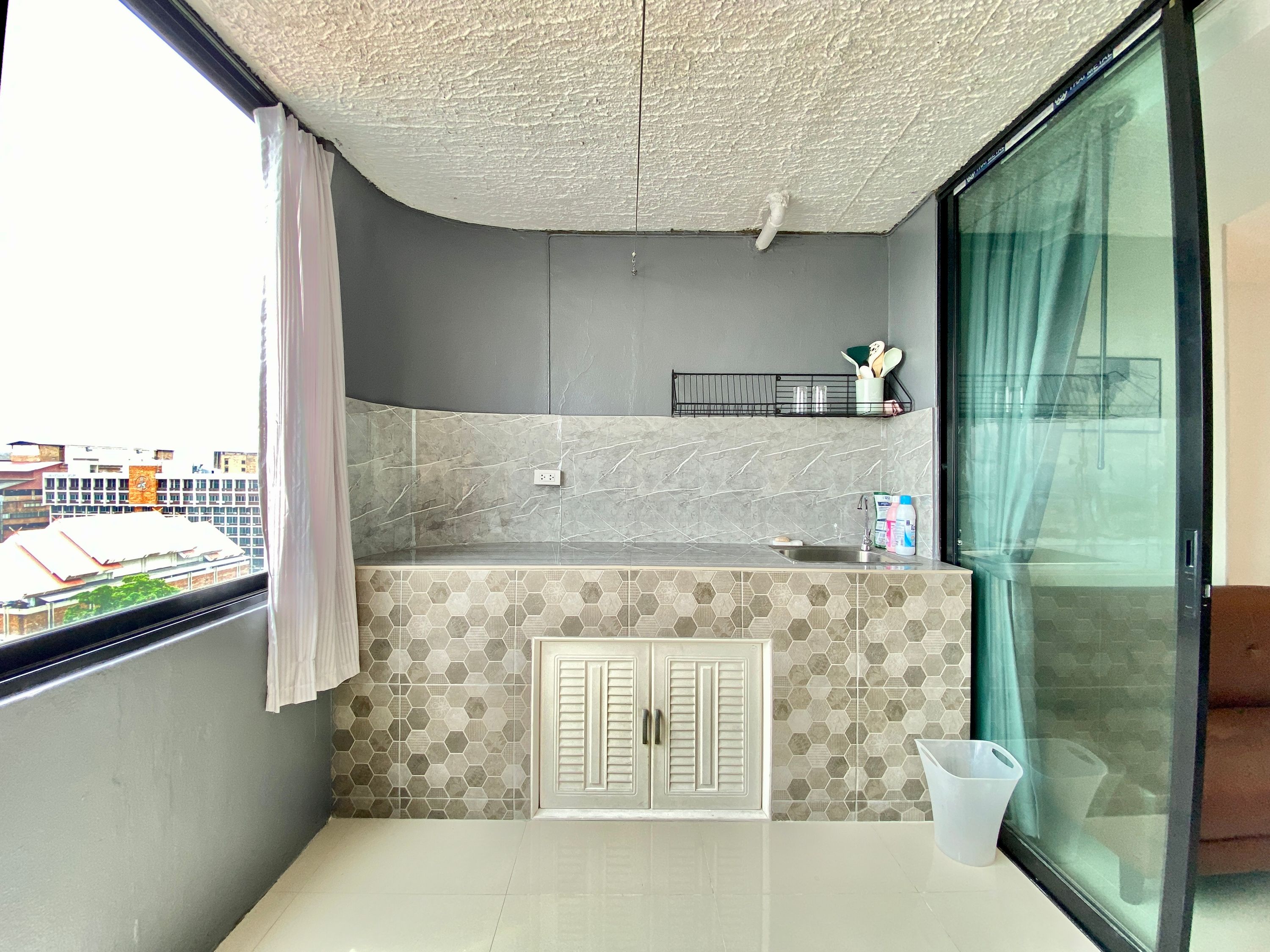 Nakornping Condominium - Image 9