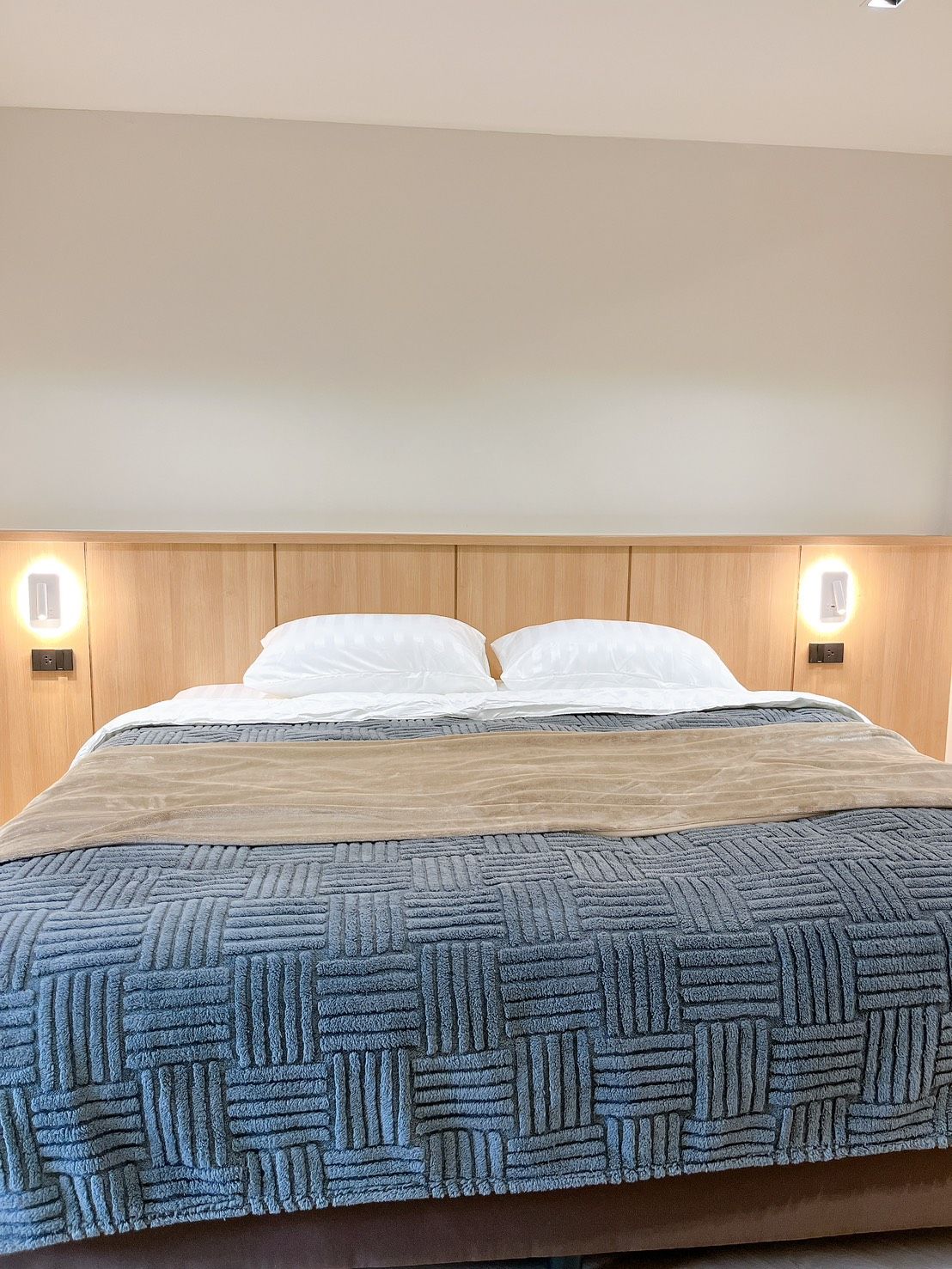 uploads/efe1bc97-da39-4732-9026-bc1cbf882b7a/ad7ca771-d82b-4f51-92ae-480f0fda73e3