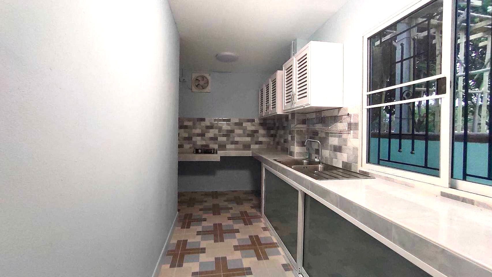 4 卧室 独立房屋 出租 在  - Image 7