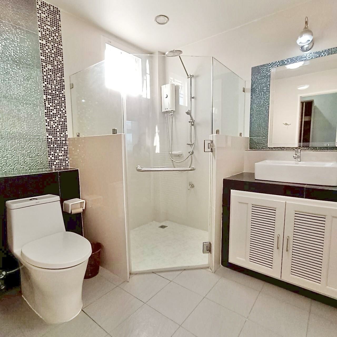 uploads/efe1bc97-da39-4732-9026-bc1cbf882b7a/afc586eb-3629-46c5-87a5-4821a96e001d