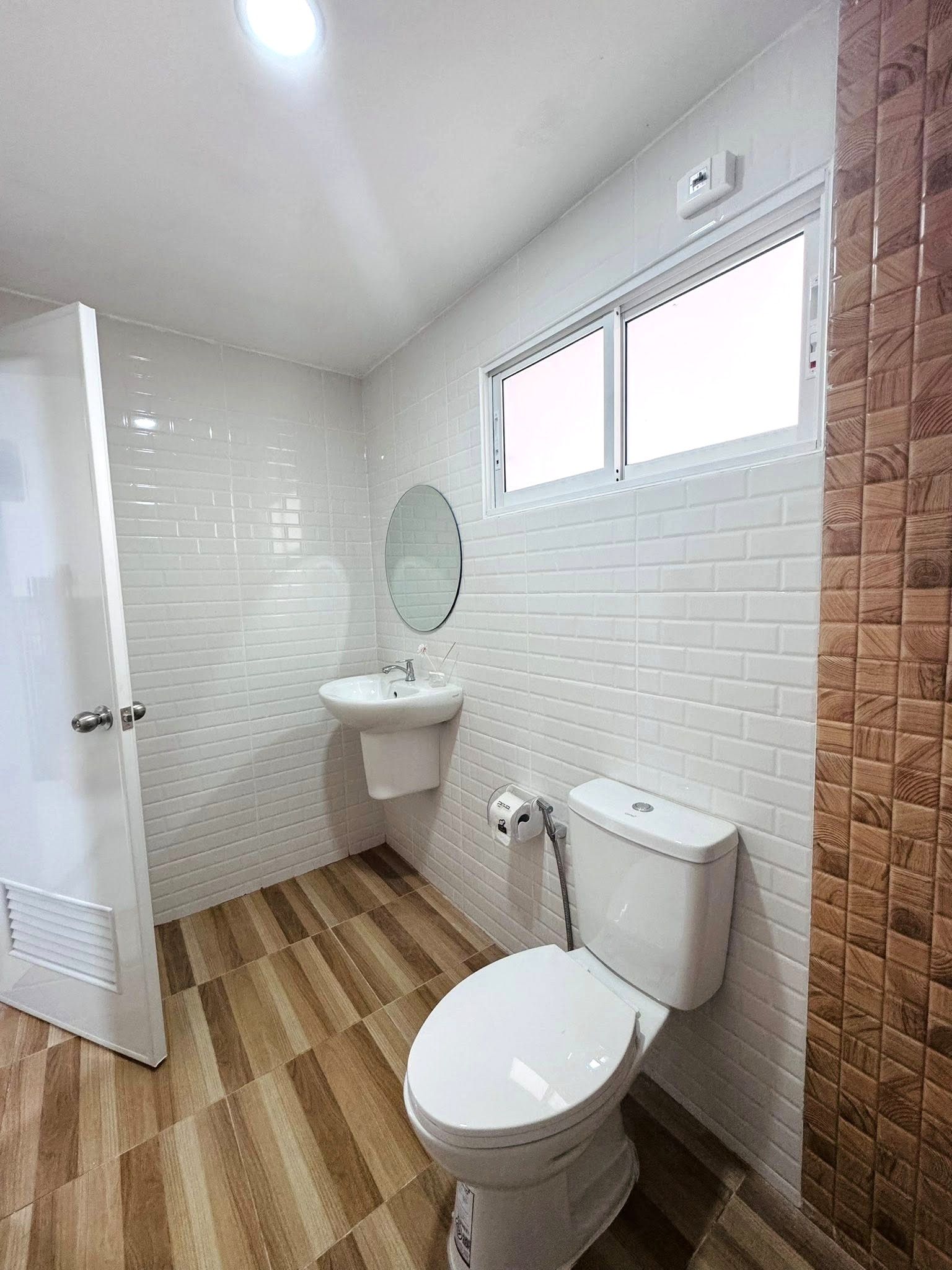 3 Bedroom House For Rent in San Phak Wan, Hang Dong, Chiang Mai - Image 10