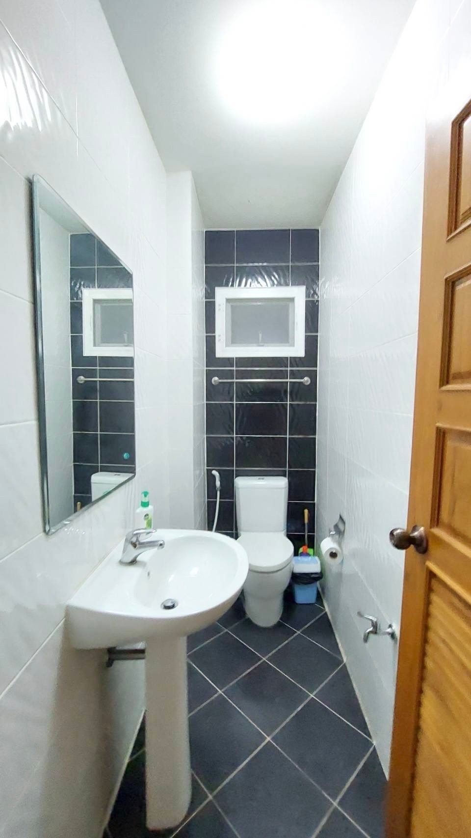 4 卧室 独立房屋 出租 在  - Image 19