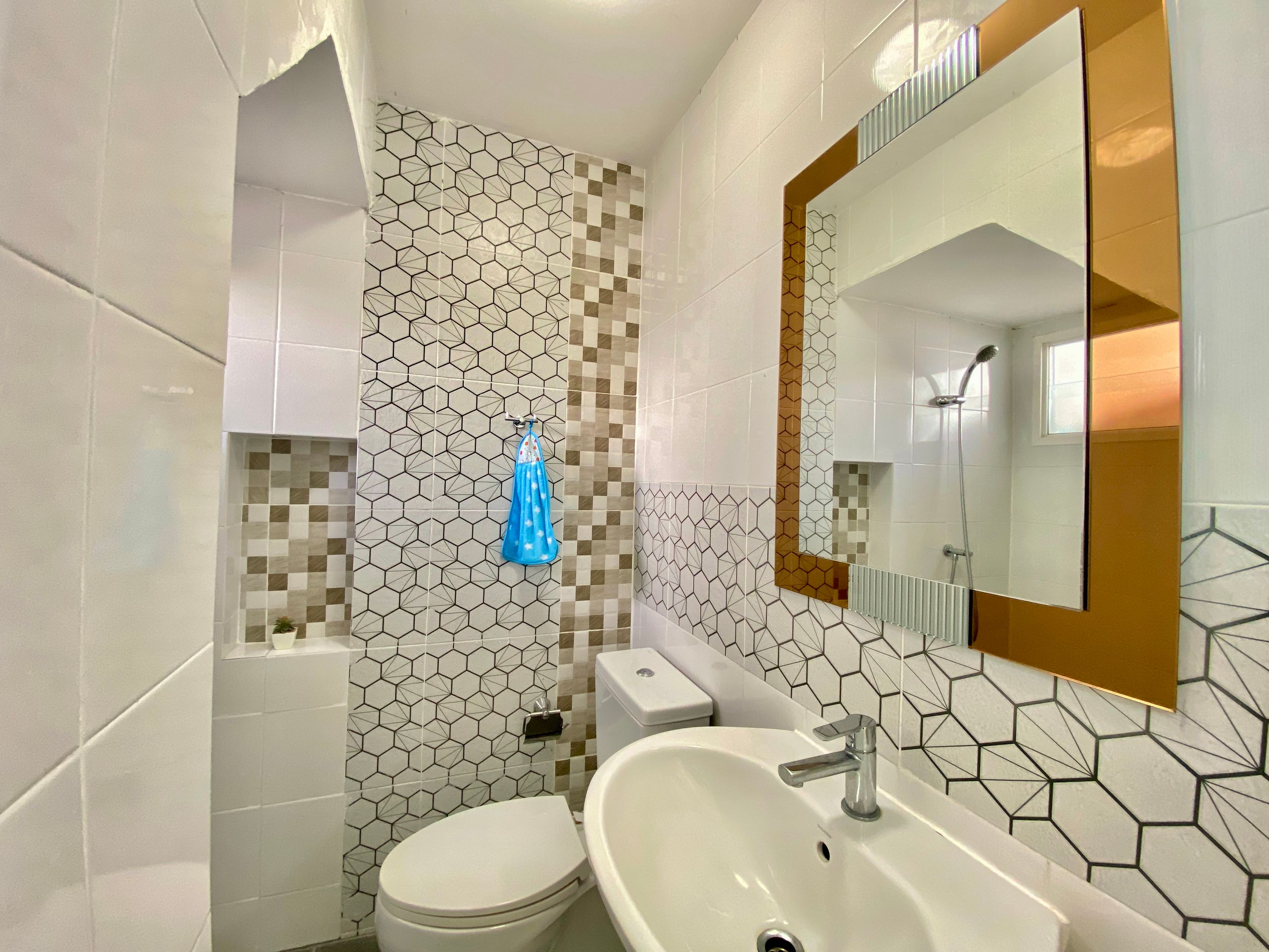 3 卧室 联排别墅 出租 在  - Image 13