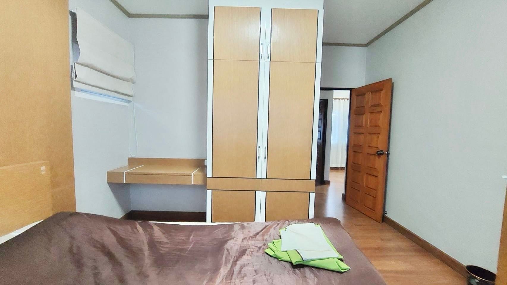 4 卧室 独立房屋 出租 在  - Image 15