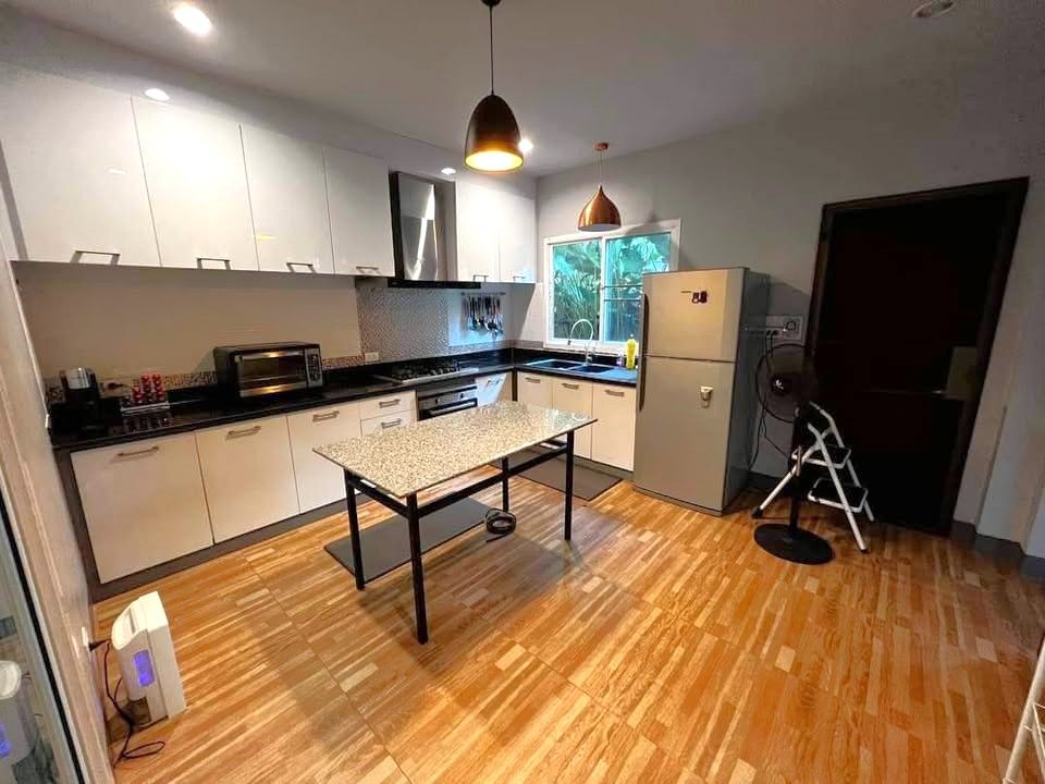 uploads/efe1bc97-da39-4732-9026-bc1cbf882b7a/b2e874dc-343a-4f0c-a56c-2da11427f62f