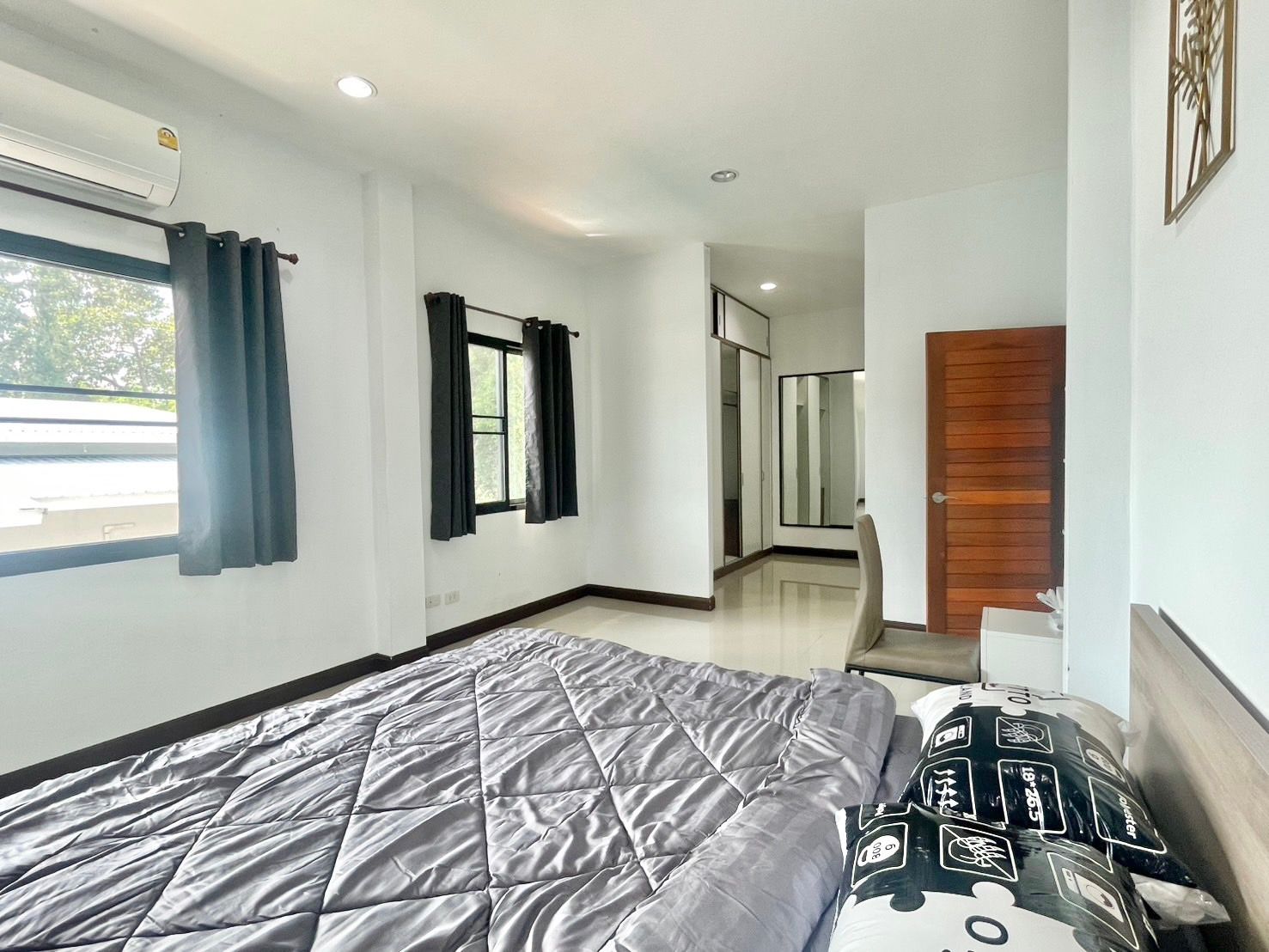 4 卧室 独立房屋 出租 在  - Image 11