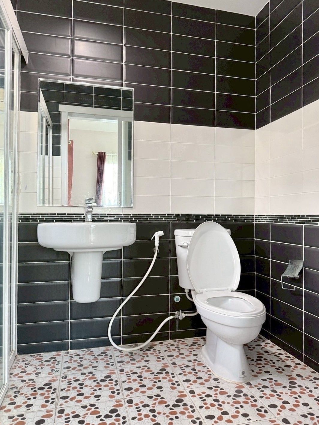 uploads/efe1bc97-da39-4732-9026-bc1cbf882b7a/b3facea3-a7d3-415c-afb9-b5494f1c30a5